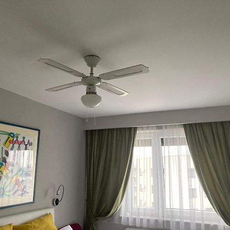 Apartamentul Max, Practic Si Confortabil 拉迪亚 外观 照片