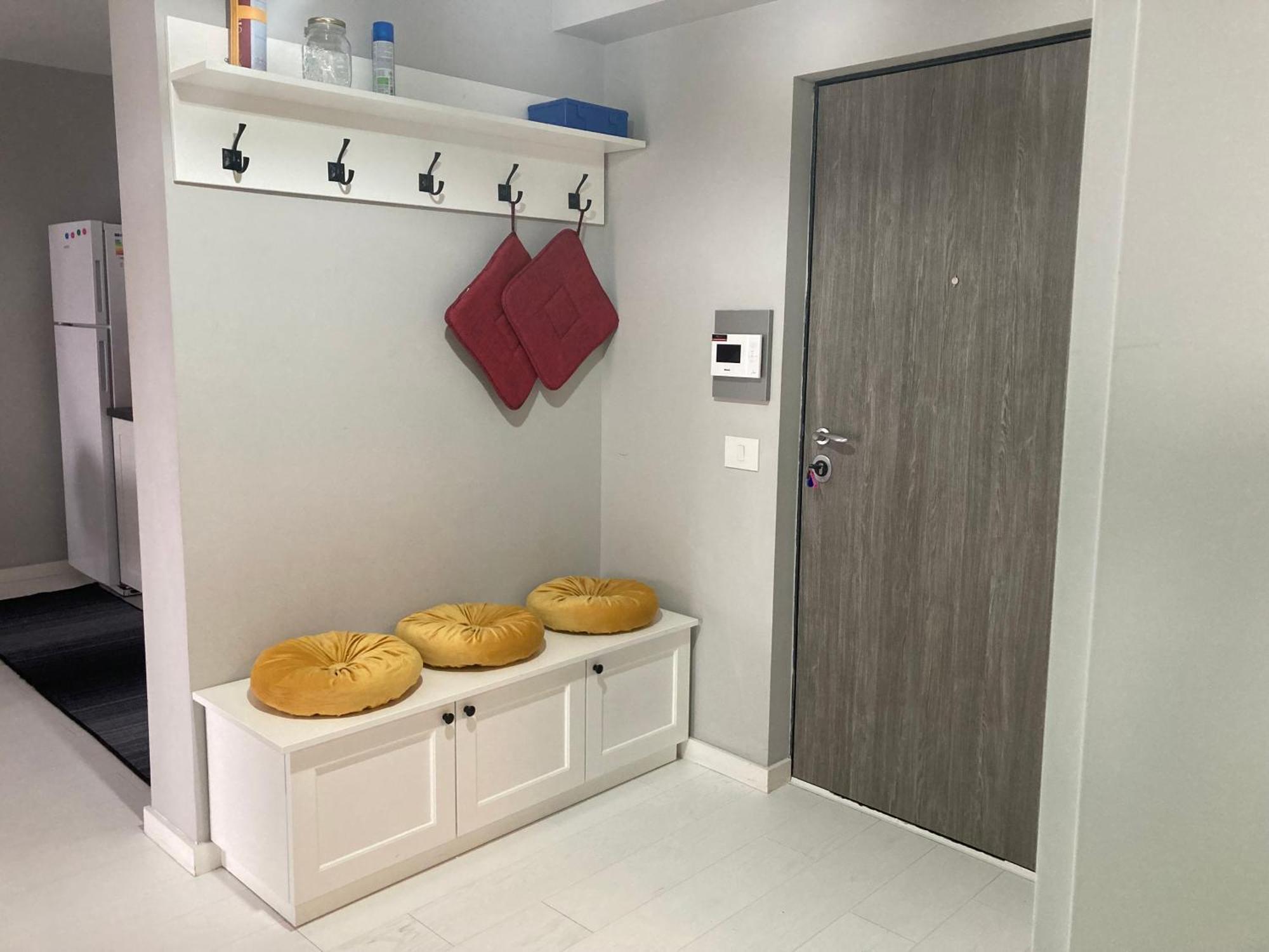 Apartamentul Max, Practic Si Confortabil 拉迪亚 外观 照片