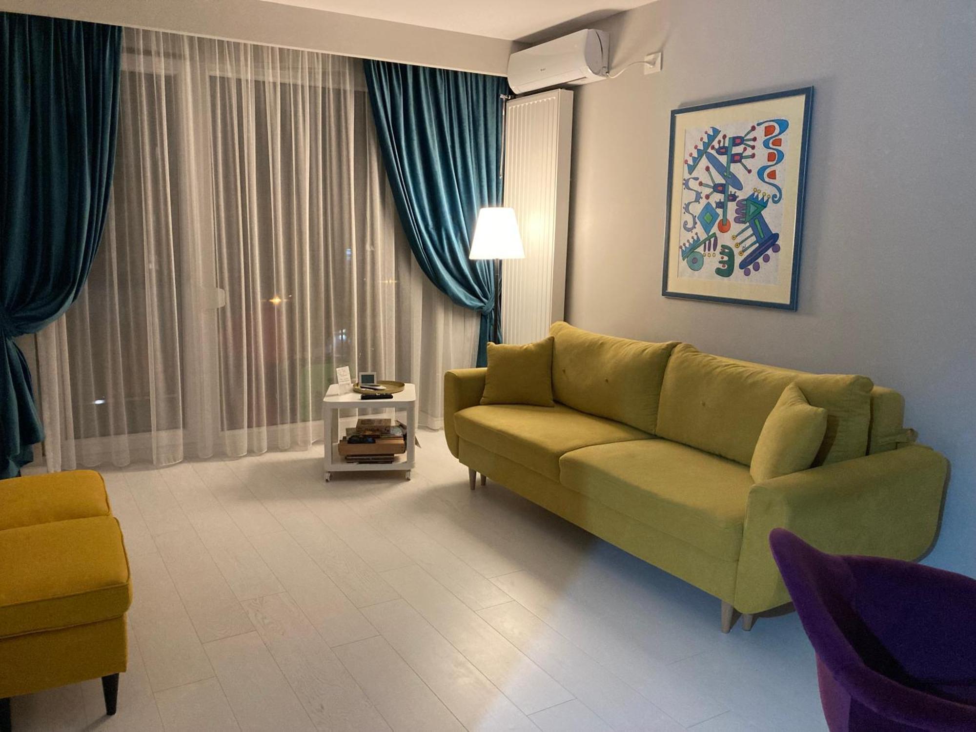 Apartamentul Max, Practic Si Confortabil 拉迪亚 外观 照片